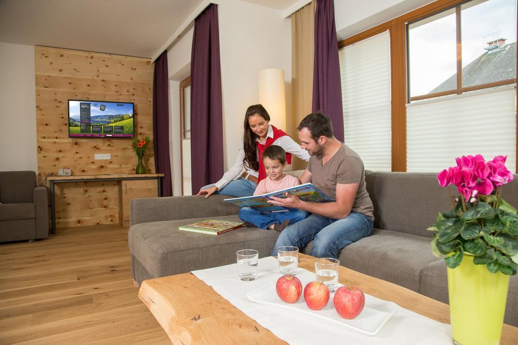 Hotel Stadt Wien Zell am See Pokoj fotografie